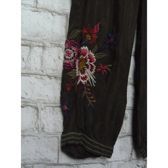 $220 Johnny Was Olive Green Embroidered Margo Satin Jogger Pants Small NEW - Picture 4 of 10